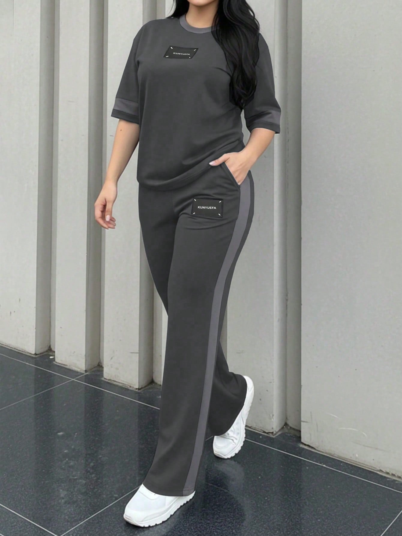 SpringSummer  Two-Piece Set With Short Sleeves